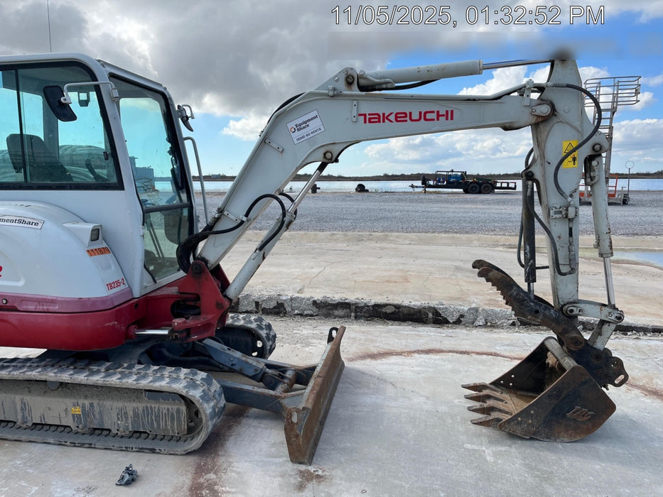 2020 Takeuchi TB-235-2CR Cab/Heat/Air, Rubber Tracks, Manual TAG QC