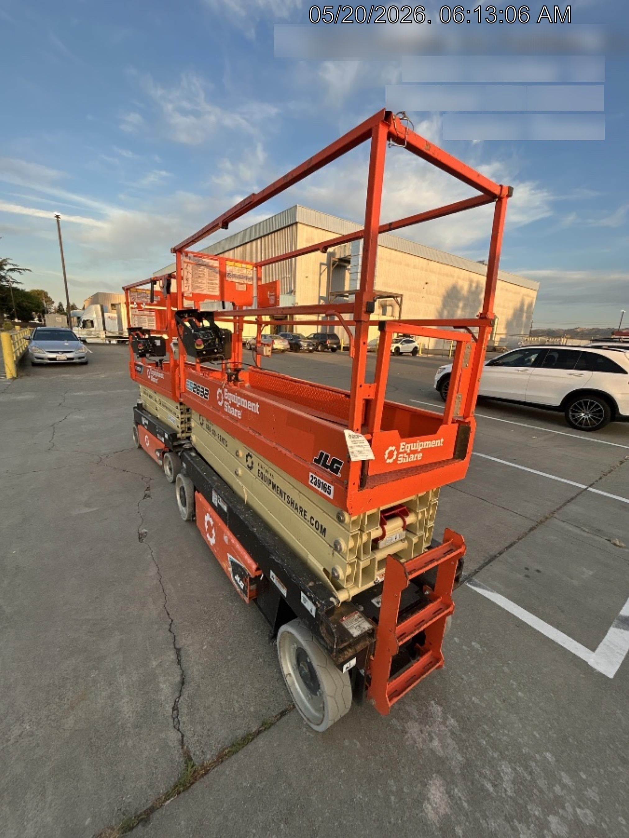 2022 JLG ES2632