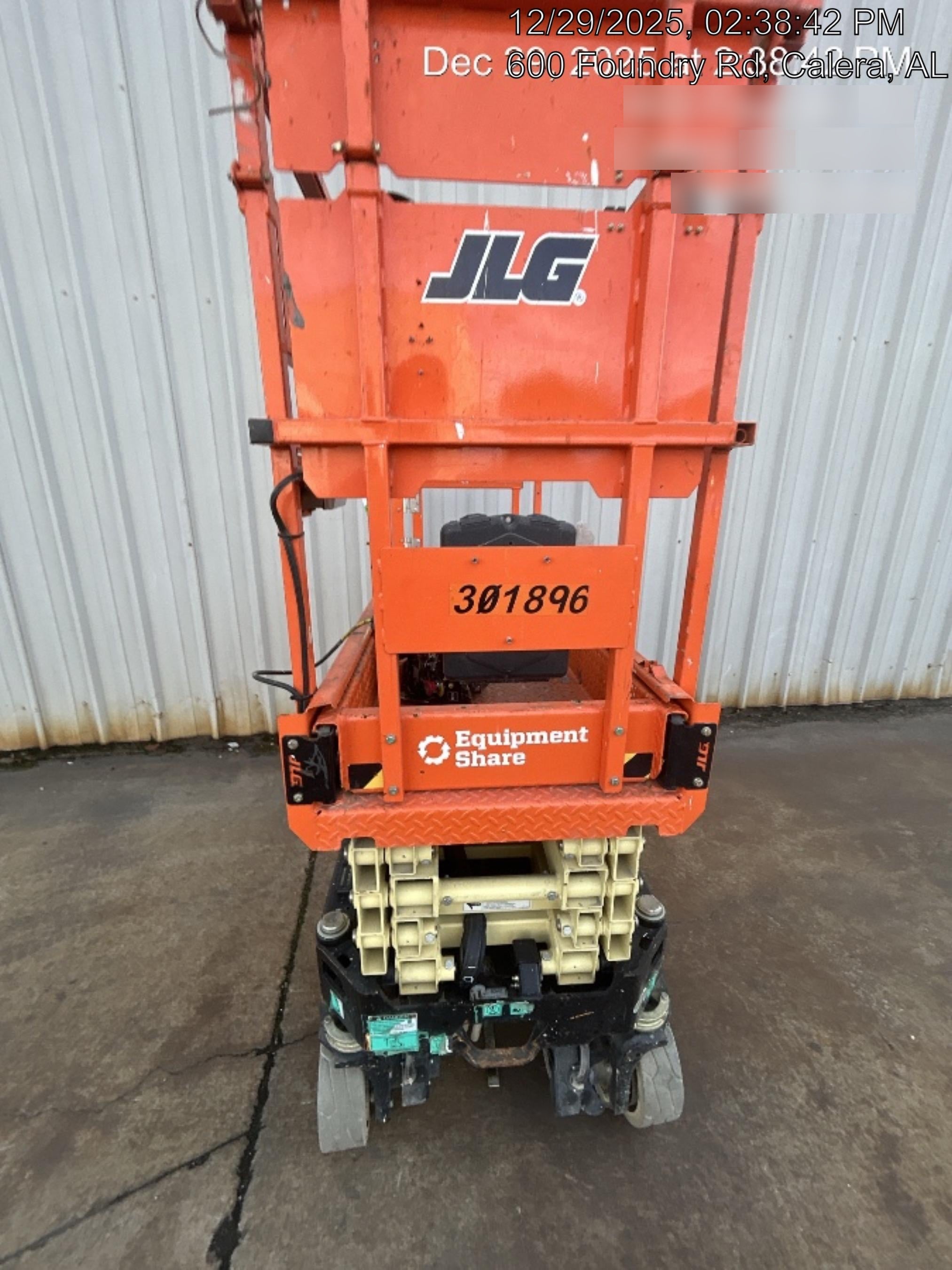 2023 JLG ES1932