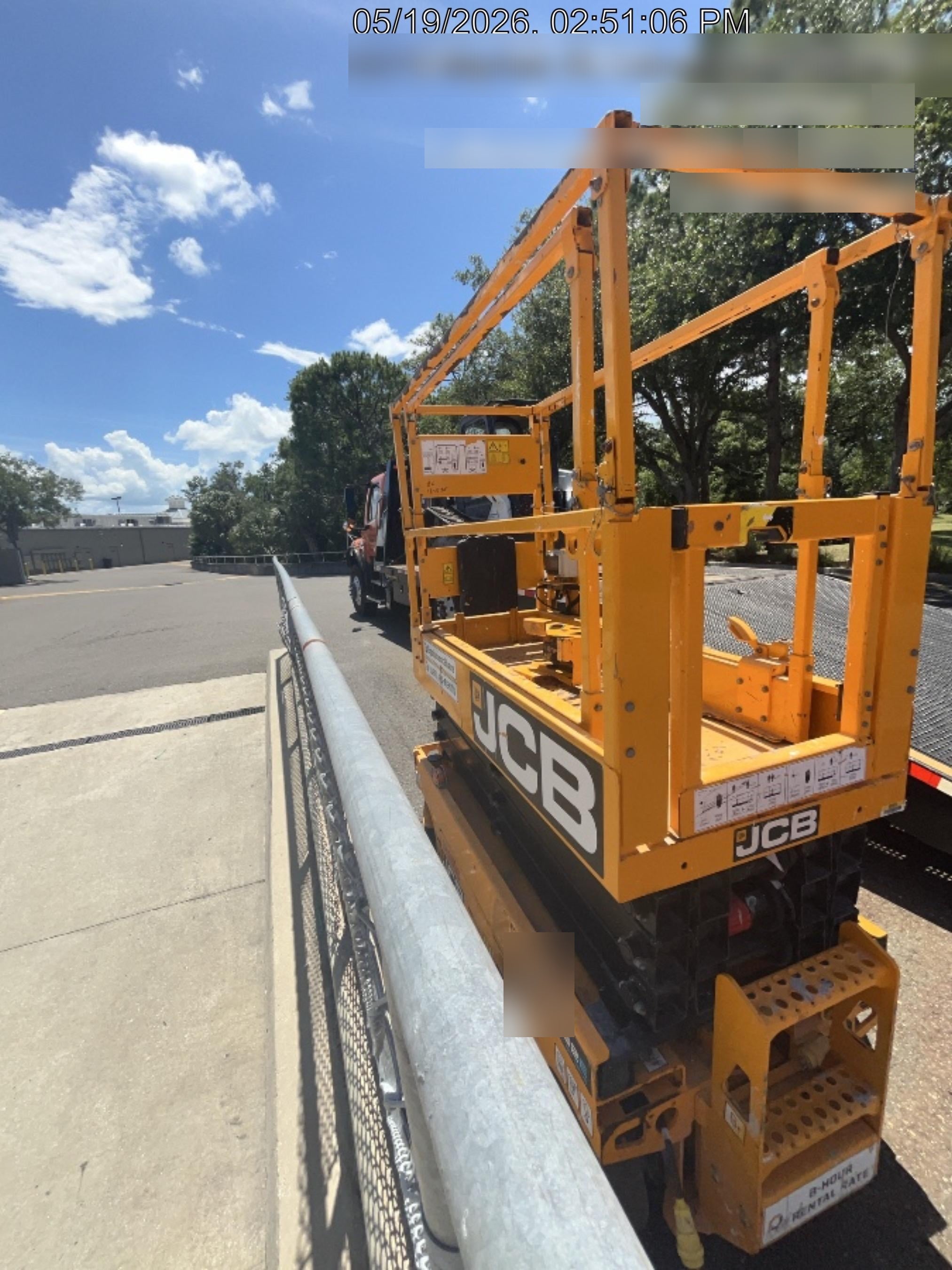 2024 JCB S1932E