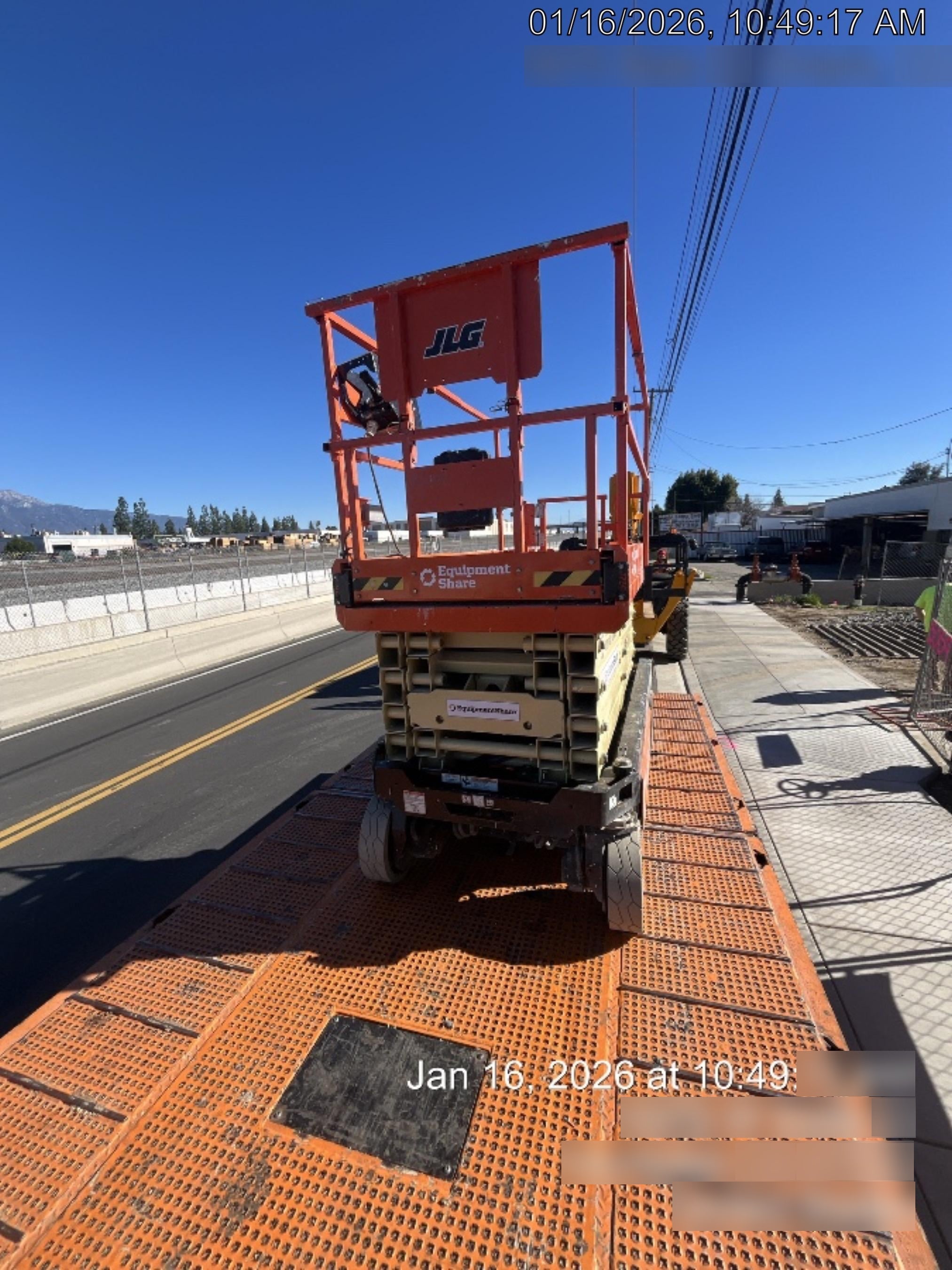 2022 JLG ES3246