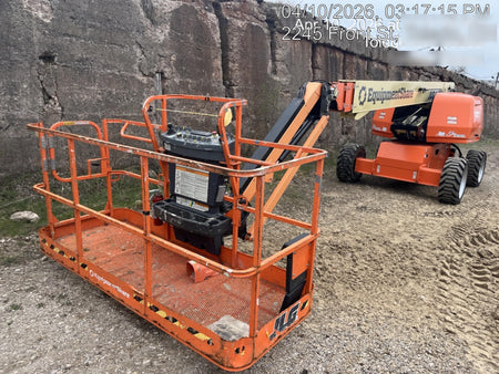2022 JLG 660SJ