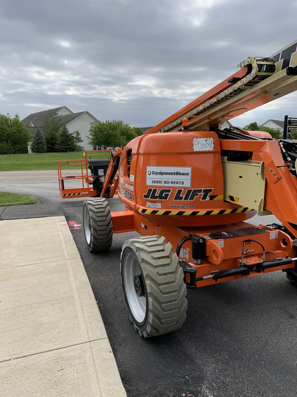 2021 JLG 600AJ