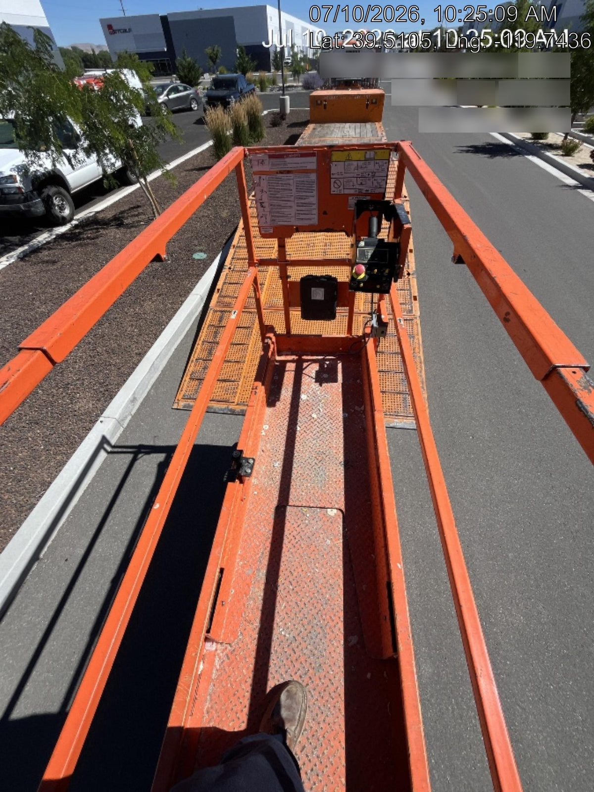 2022 JLG ES2632