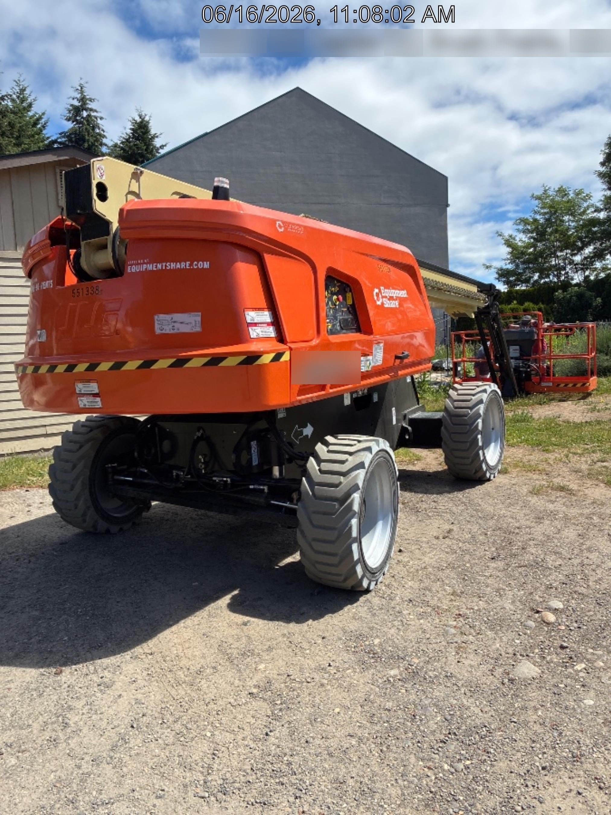 2025 JLG 660SJ
