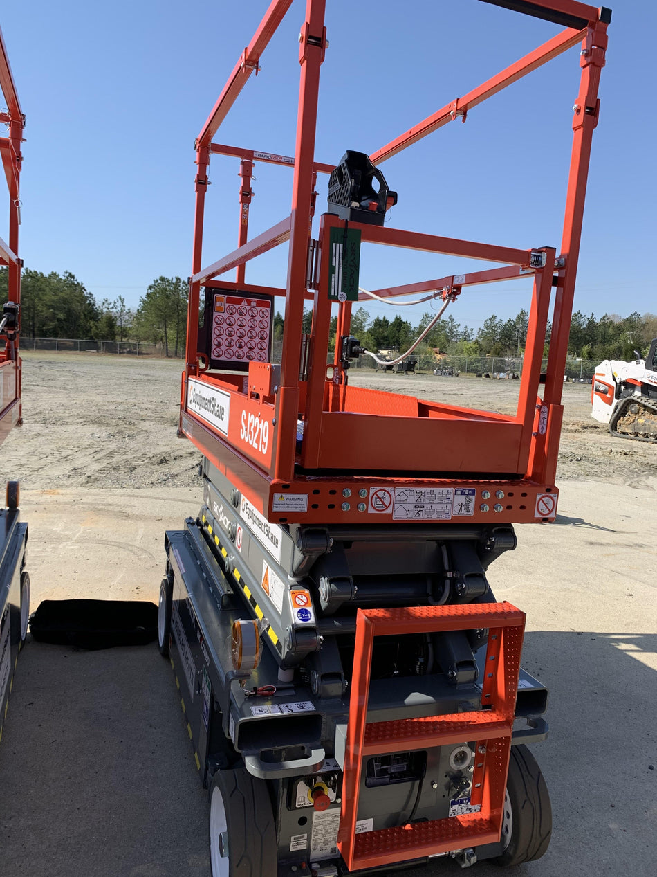 2021 SKYJACK SJ3219