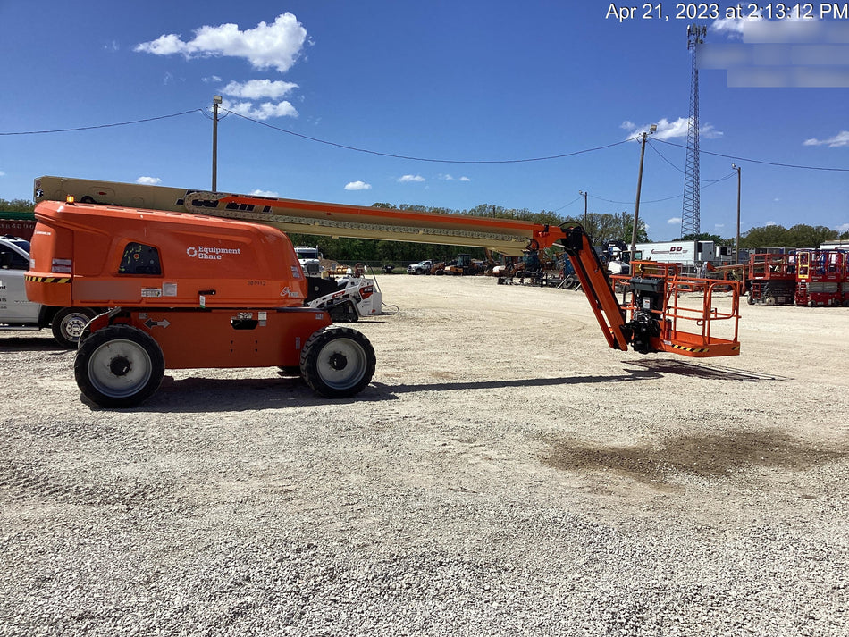 2023 JLG 660SJ