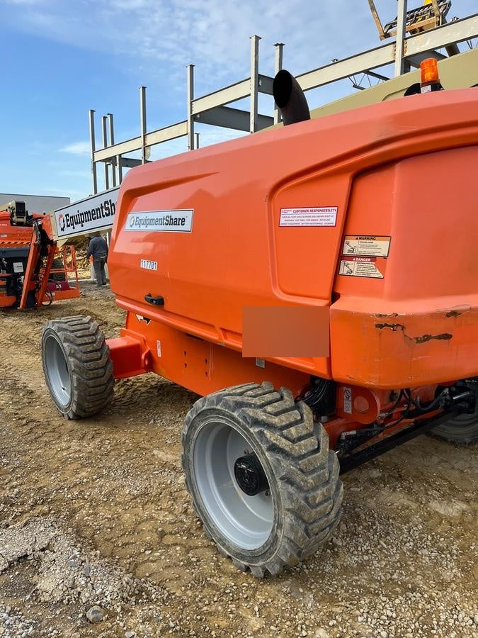 2021 JLG 660SJ