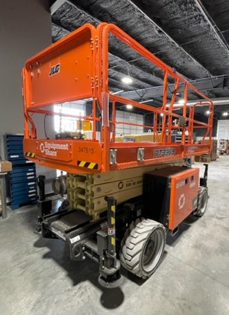 2023 JLG RT3369