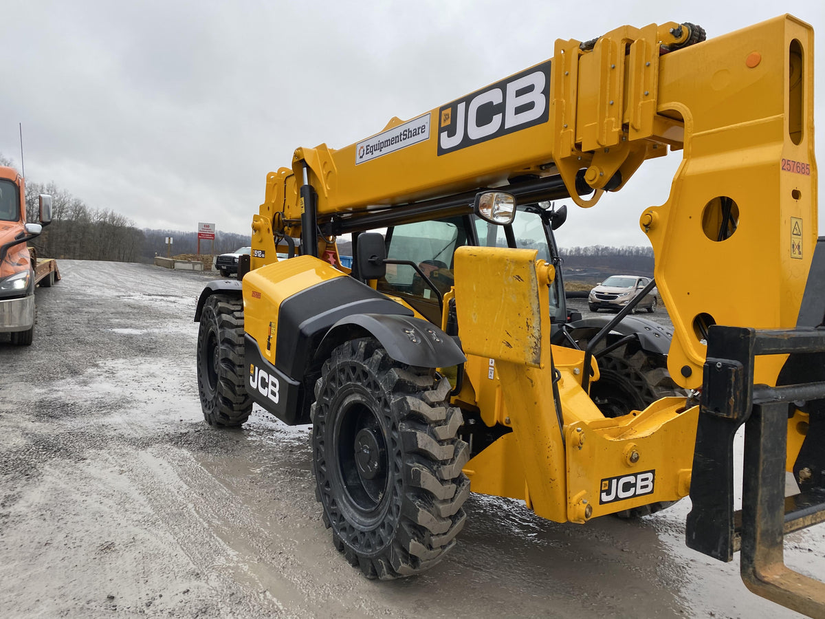 2022 JCB 512-56