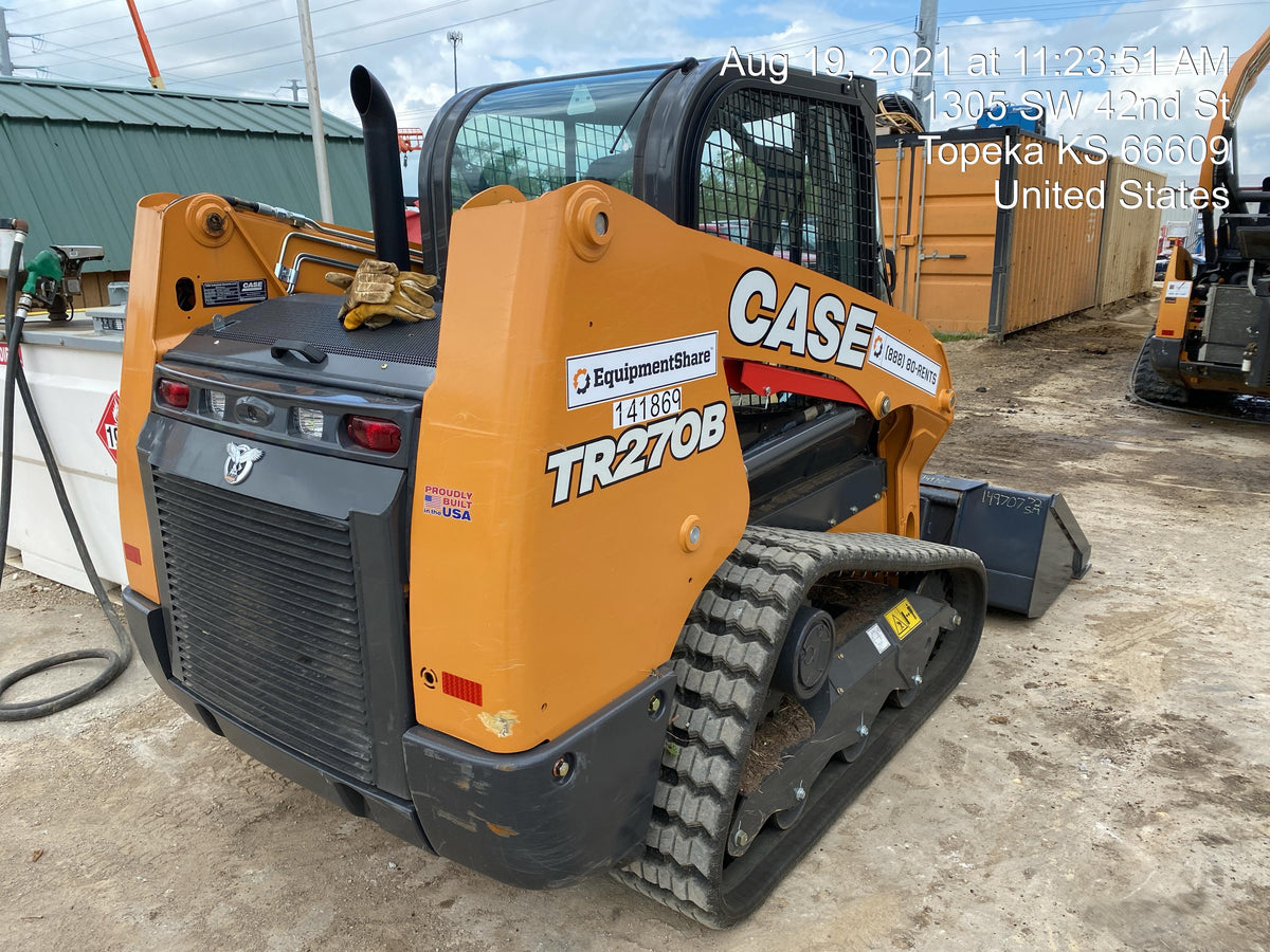 2021 CASE TR270B