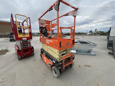 2022 JLG ES1932
