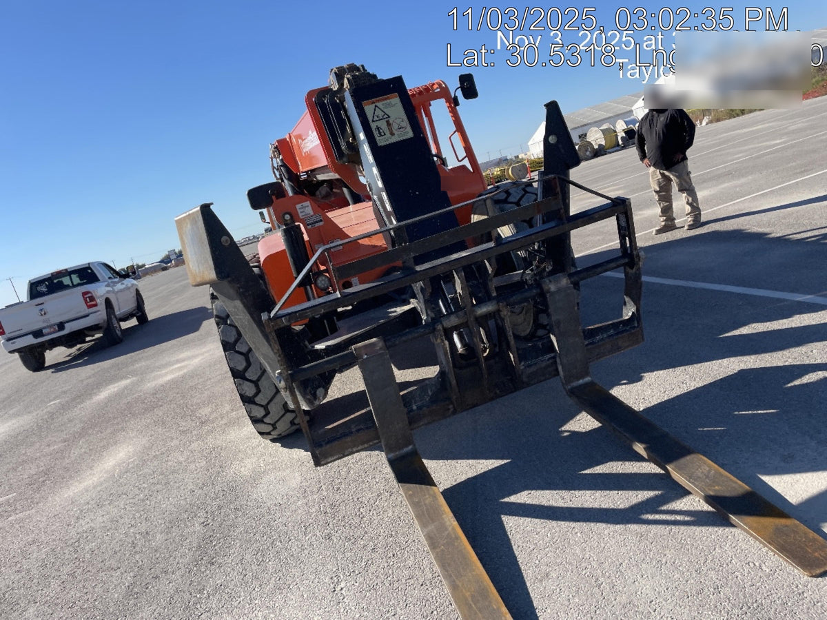 2023 SKYTRAK 12054