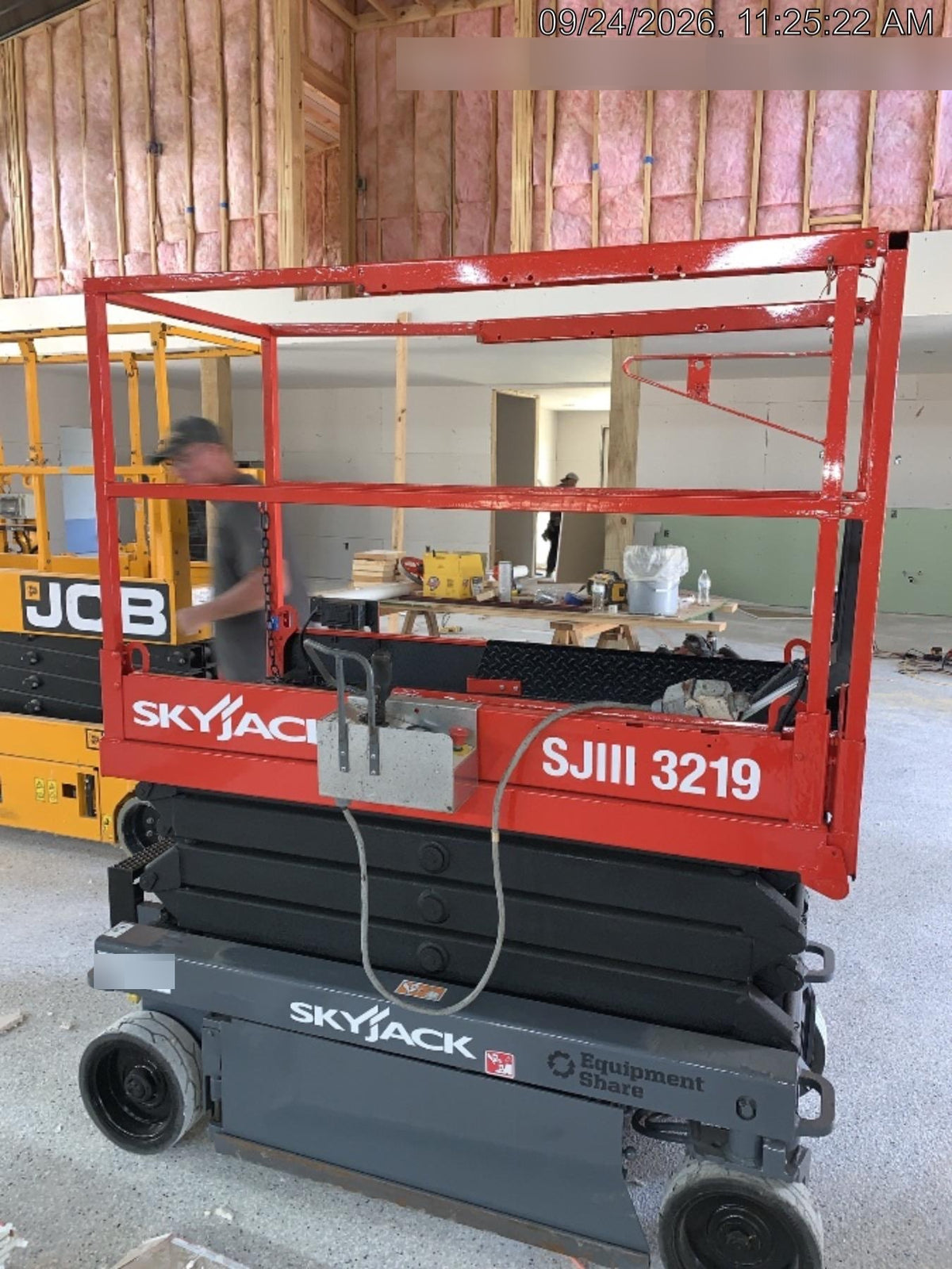 2018 Skyjack SJIII-3219 Skyjack SJIII3219 Scissor Lift w/Trojan Batteries