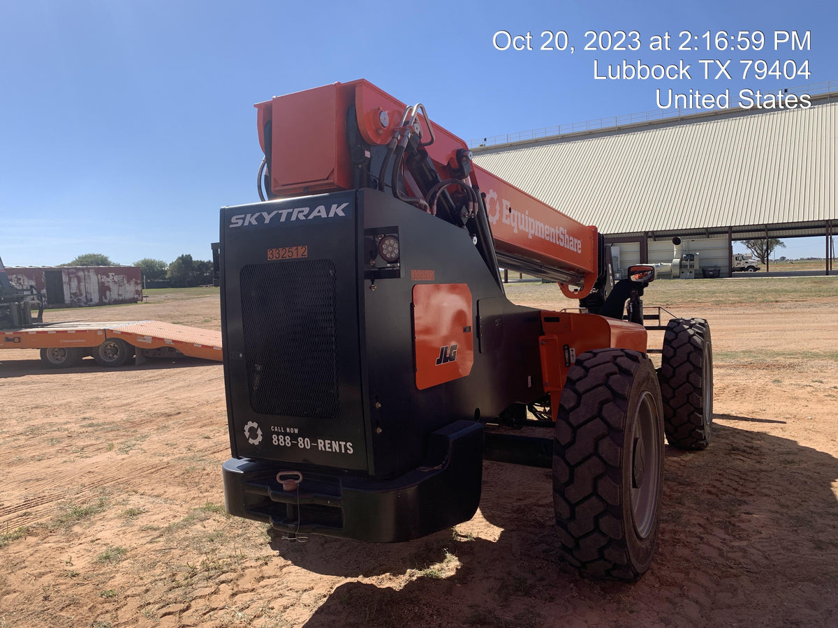 2023 SKYTRAK 8042