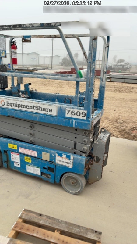 2017 Genie GS-1930 Genie GS-1930 Lift w/Fixed Rail and Chain Entry