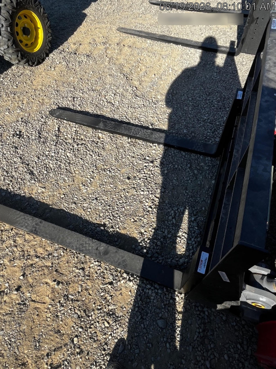 2026 ARROW MATERIAL HANDLING 72" Pallet Forks - Arrow