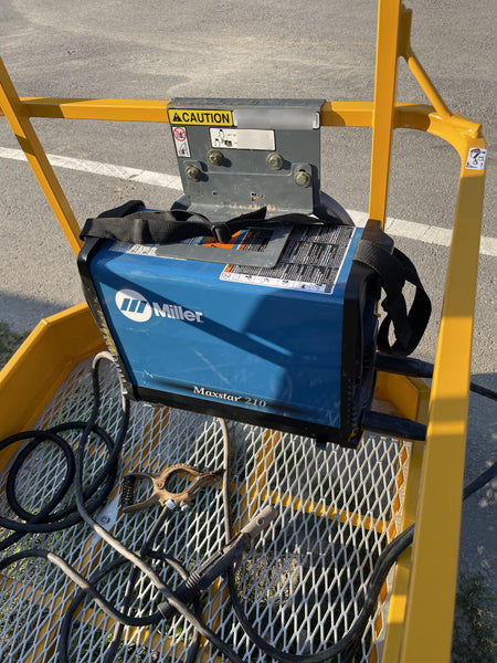 2022 MILLER ELECTRIC Maxstar 210 DX