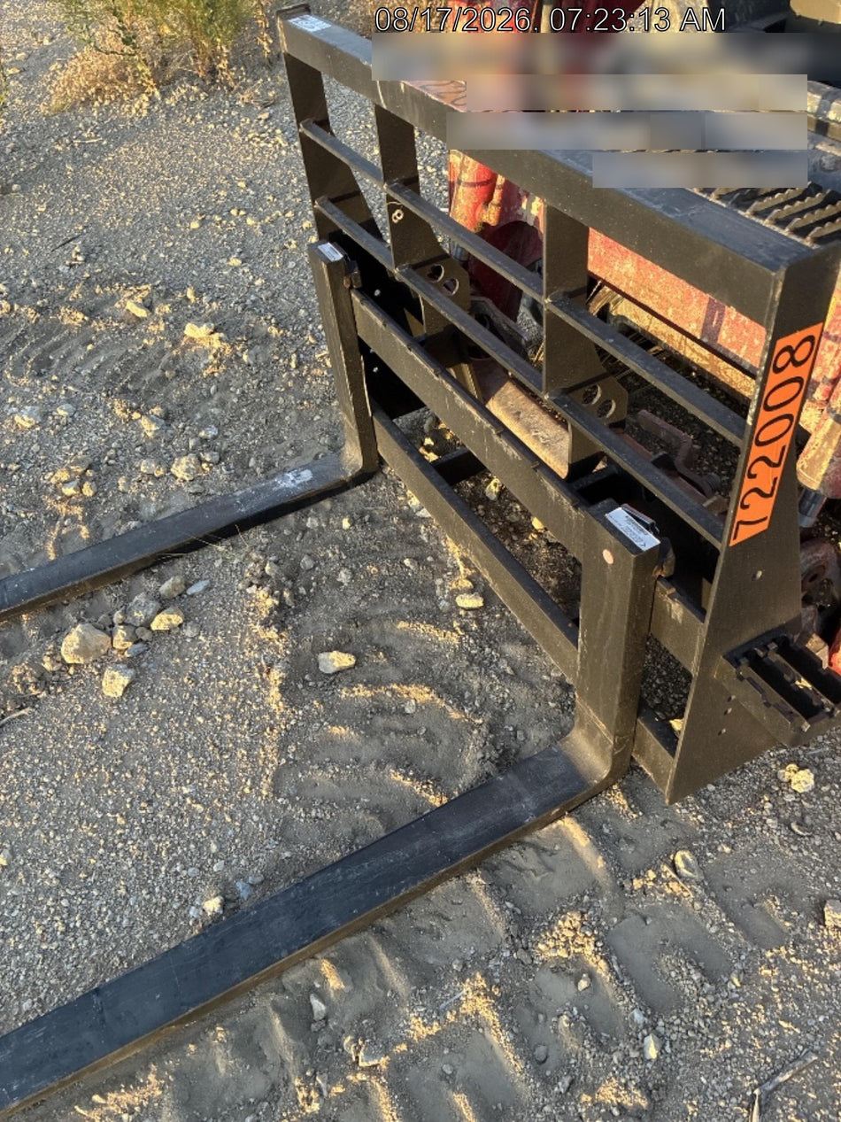2026 ARROW MATERIAL HANDLING 48" Pallet Forks - Arrow