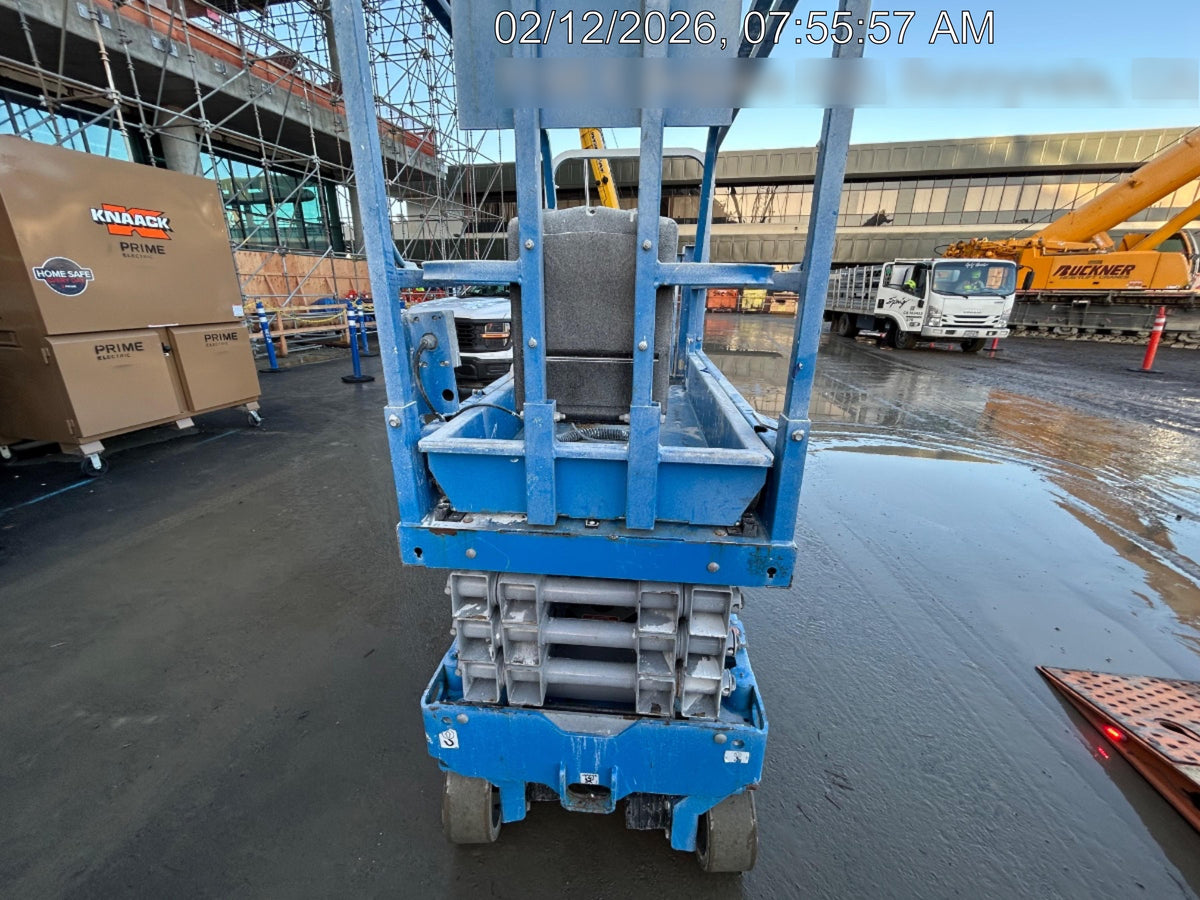 2019 Genie GS-1930 Half Height Swing Gate, 800W Inverter