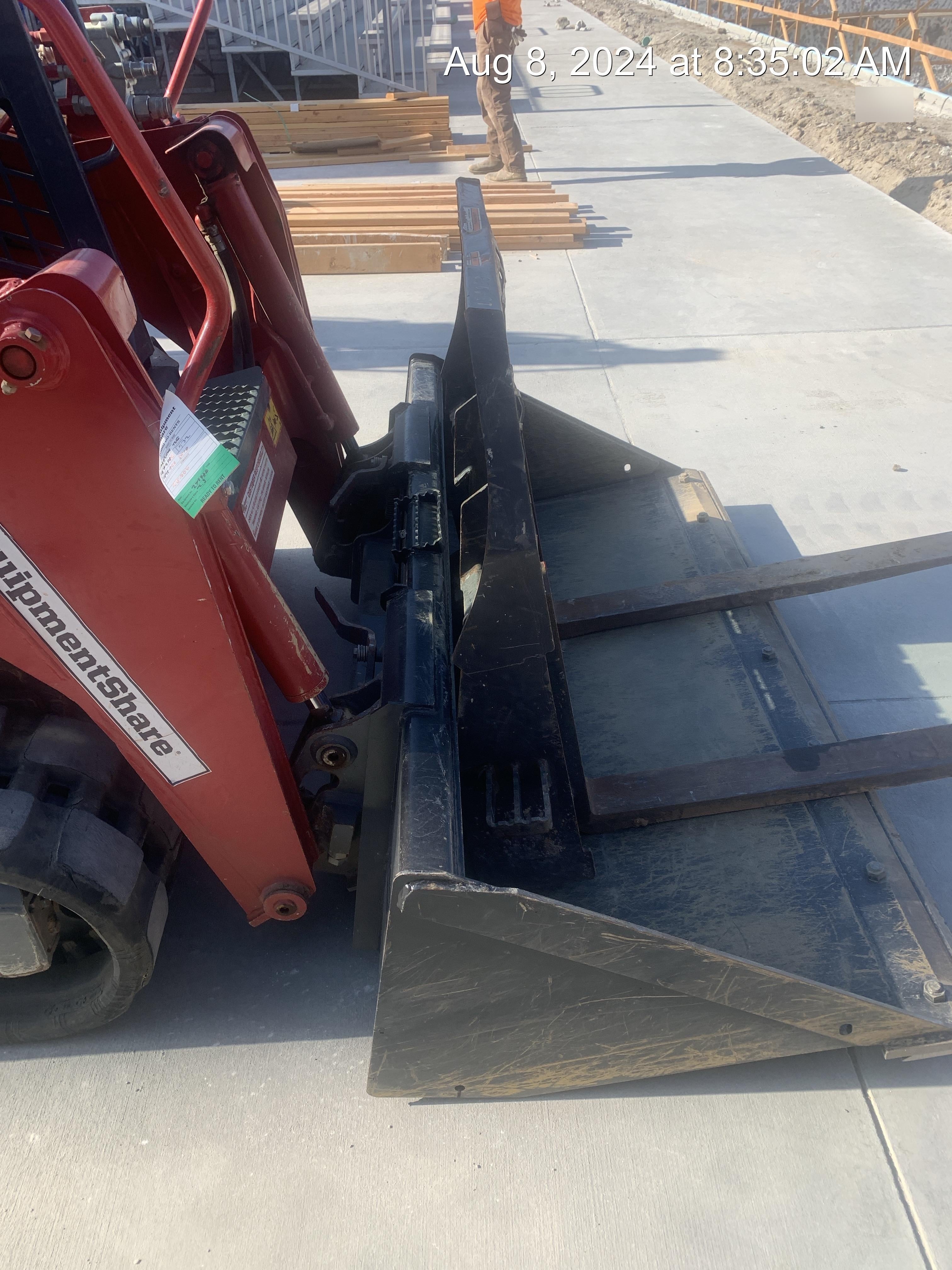 2021 PALADIN 48" Pallet Forks - Paladin