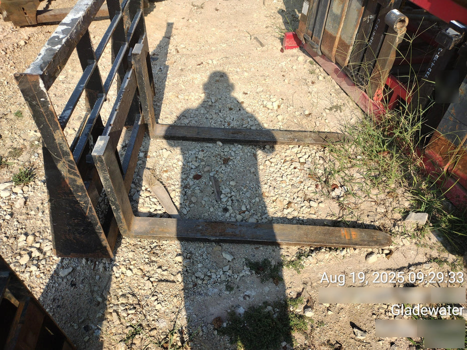 2022 ARROW MATERIAL HANDLING 48" Pallet Forks - Arrow