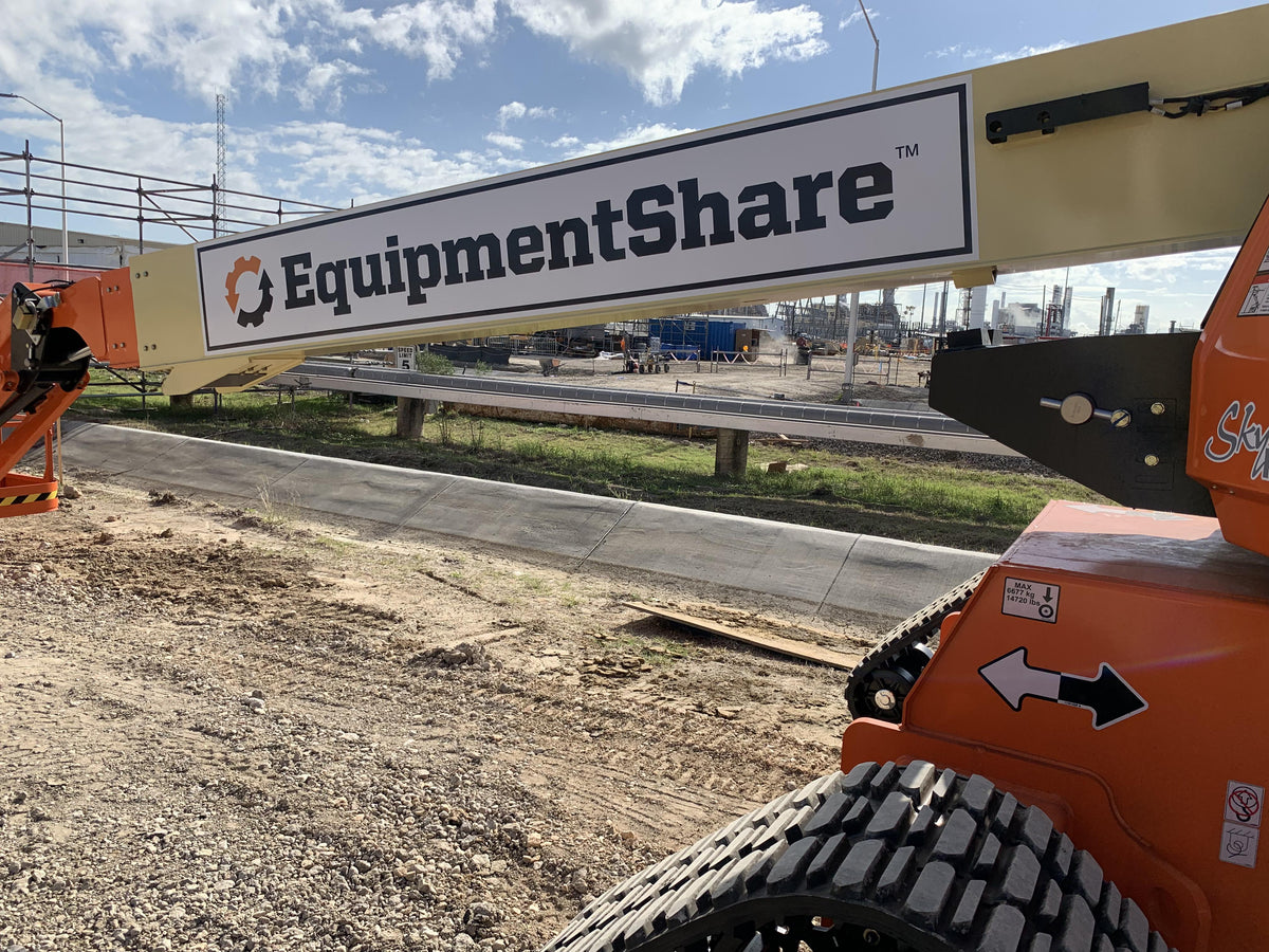 2021 JLG 660SJ Quad Track