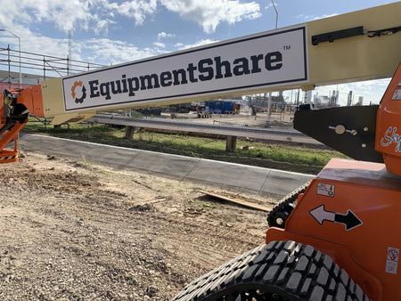 2021 JLG 660SJ Quad Track