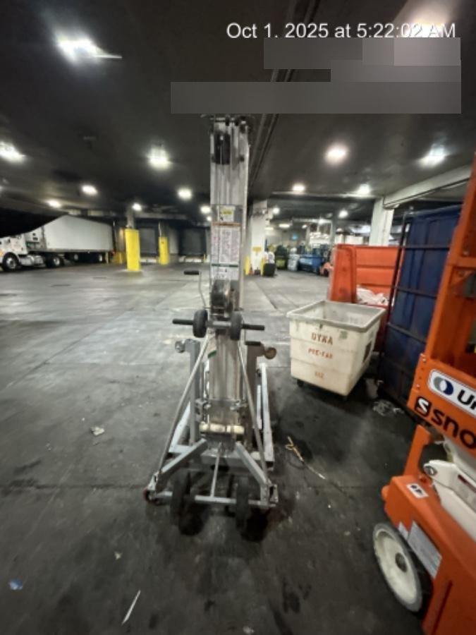 2020 GENIE SLC-24