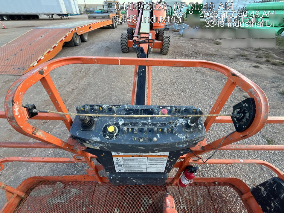 2020 JLG 660SJ