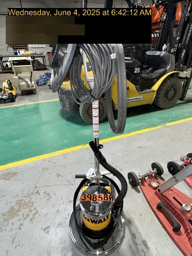 2024 DEWALT 216-RS