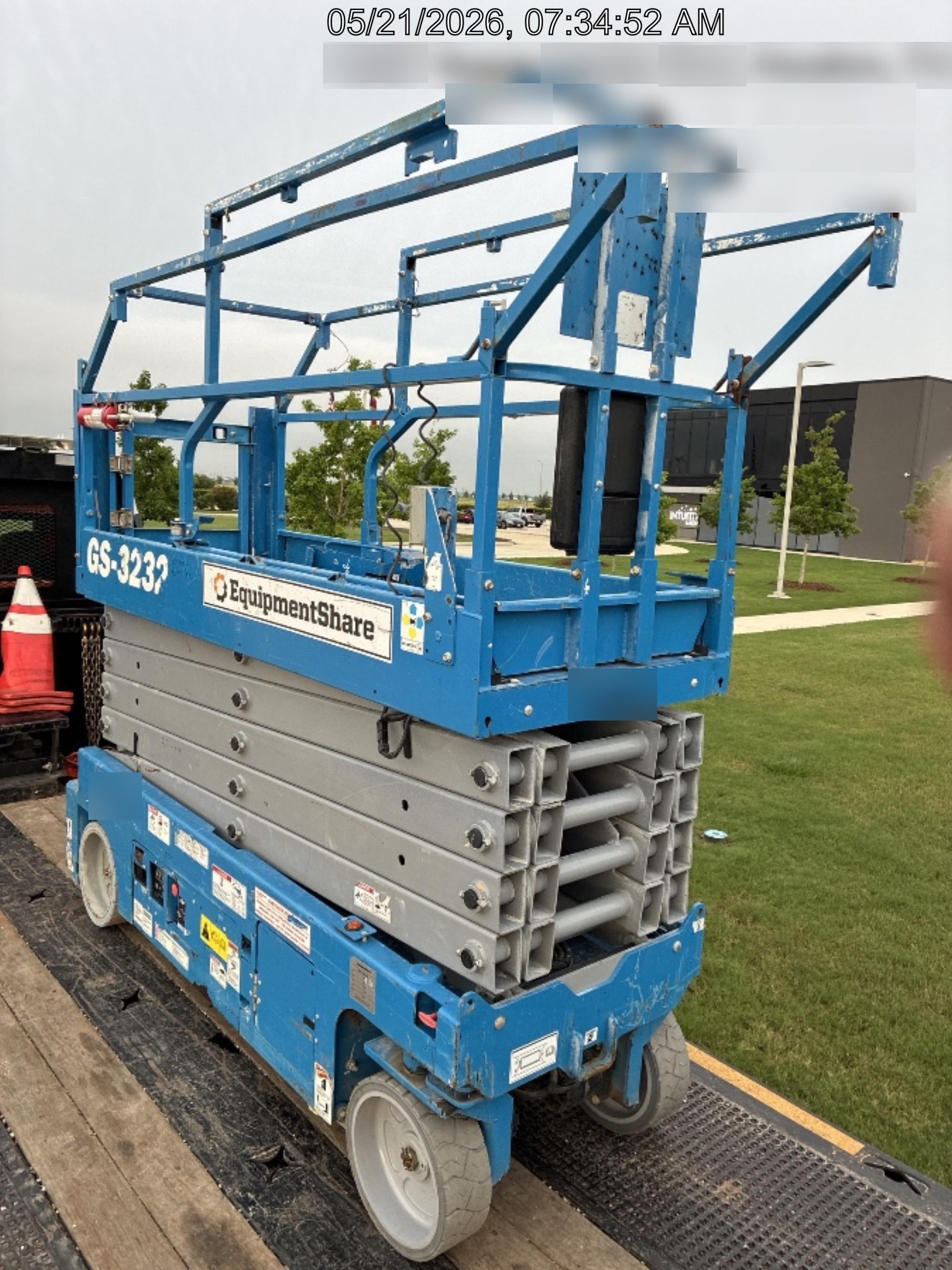 2019 Genie GS-3232 Standard Options