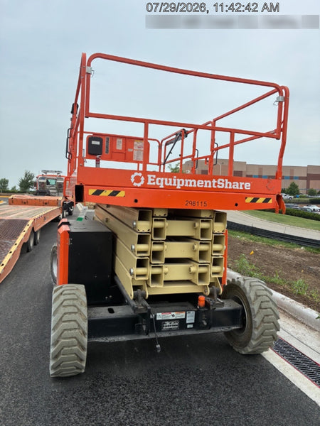 2023 JLG RT4394
