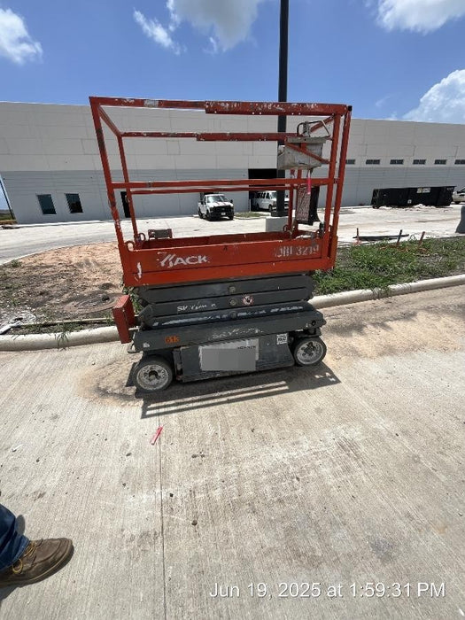 2017 Skyjack SJIII-3219 Skyjack SJ3219, Trojan Battery Set, Extended Warranty 5yr/5k hr