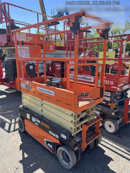 2021 JLG ES1932