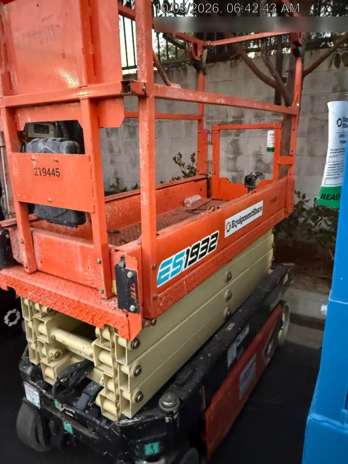 2022 JLG ES1932
