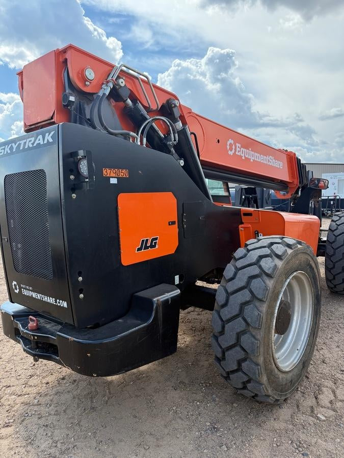 2023 SKYTRAK 12054