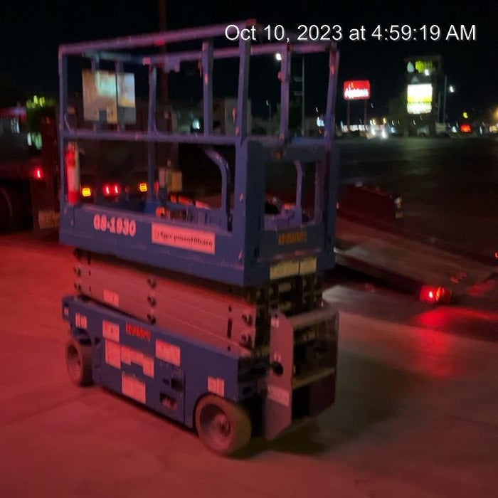 2020 Genie GS-1930 Solid Non Marking Tires, Beacon, Folding rails with half height swing gate, 800W Inverter