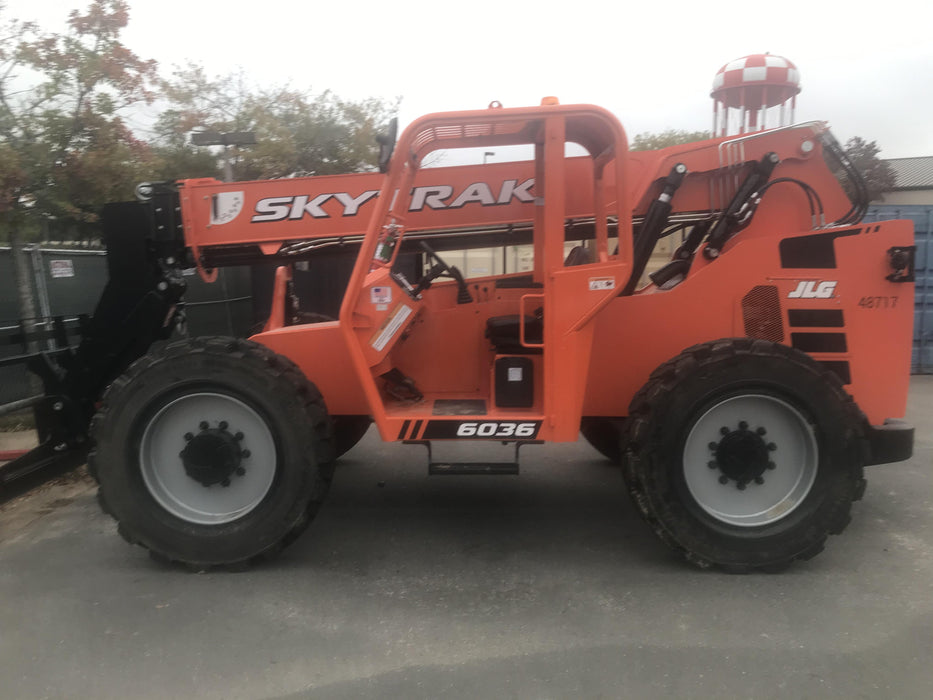 2019 Skytrak 6036 Canopy, Solid Tires, LED Work Lights, Beacon w/72" Carriage, 48" Pallet Forks