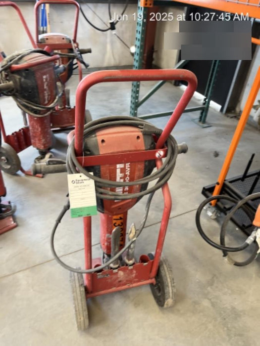 2021 HILTI TE 3000-AVR