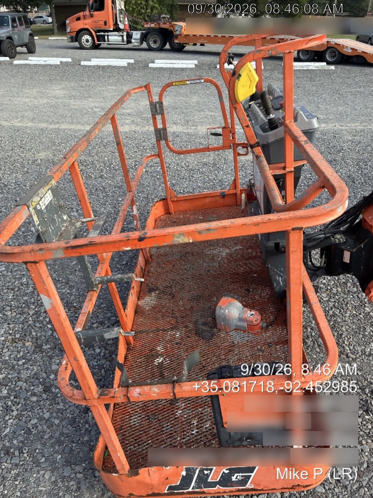 2020 JLG 800AJ