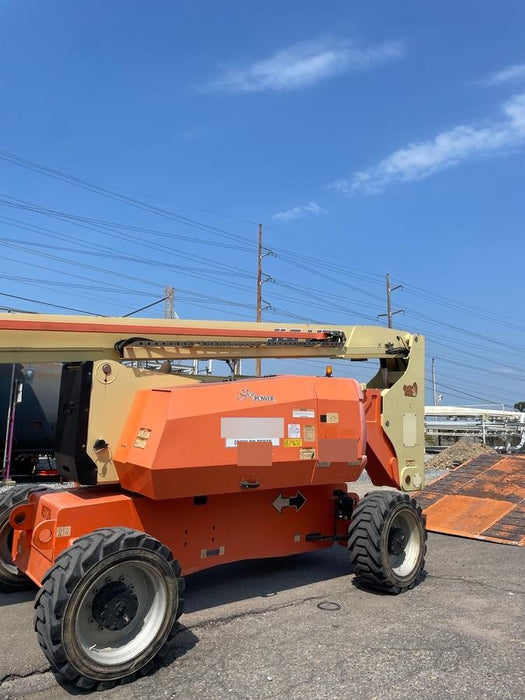 2019 JLG 800AJ