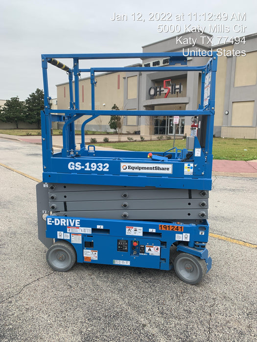 2021 GENIE GS-1932