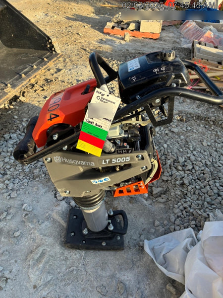 2025 HUSQVARNA LT5005