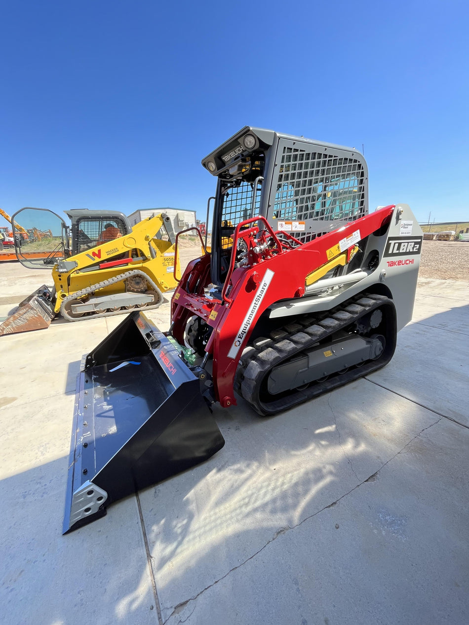 2023 TAKEUCHI TL8R2-CR