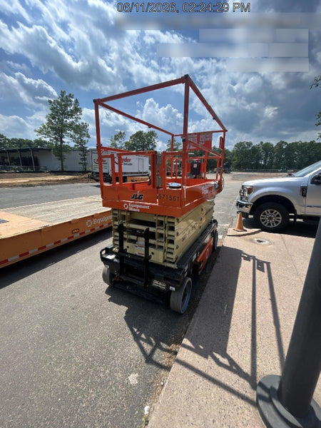 2025 JLG ES3246