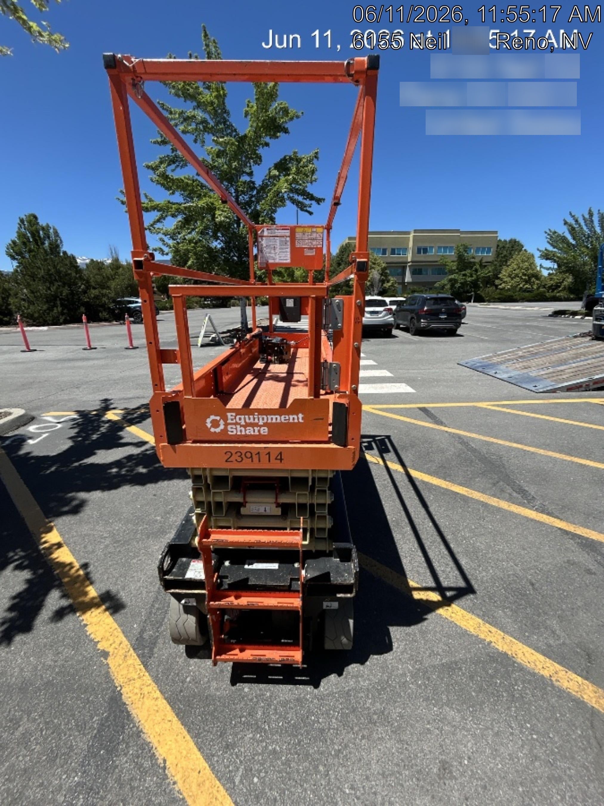 2022 JLG ES2632