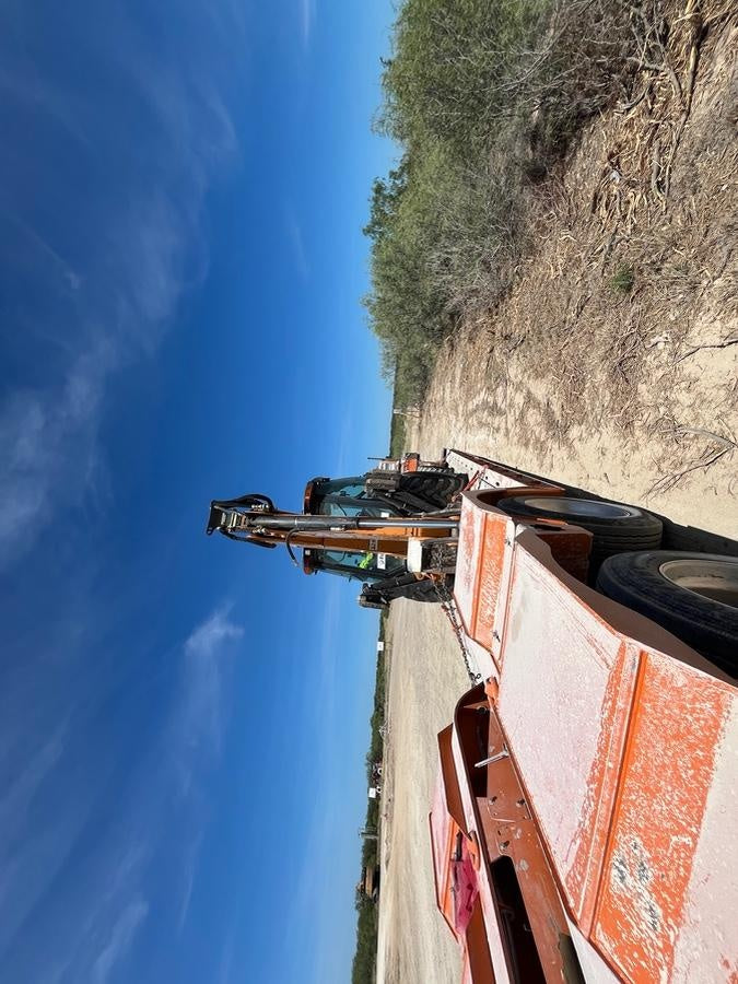 2022 CASE 580N EP - Extendable Backhoe