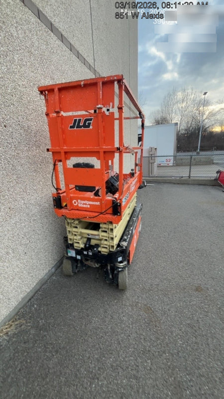 2022 JLG ES1932