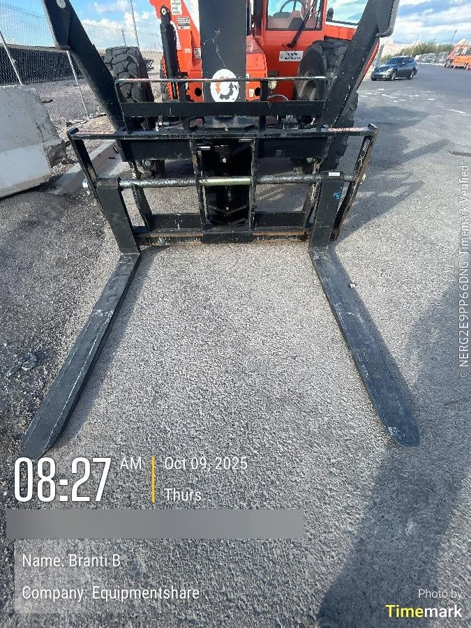 2024 JLG 1001095418S